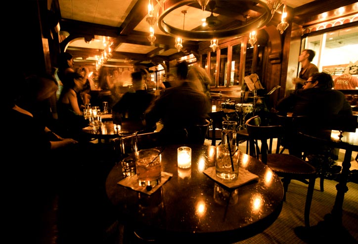Rum House pic